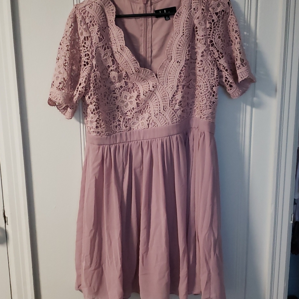 Lulus lace dress